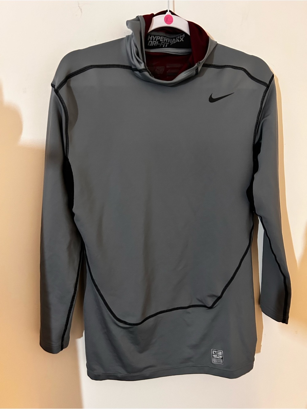 Men's Sz XLarge Nike Pro Hyperwarm Dri-FIT Long-Sleeve Shirt